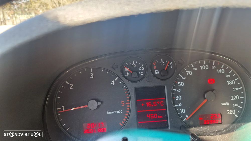Audi A3 1.9 TDI Attraction - 6