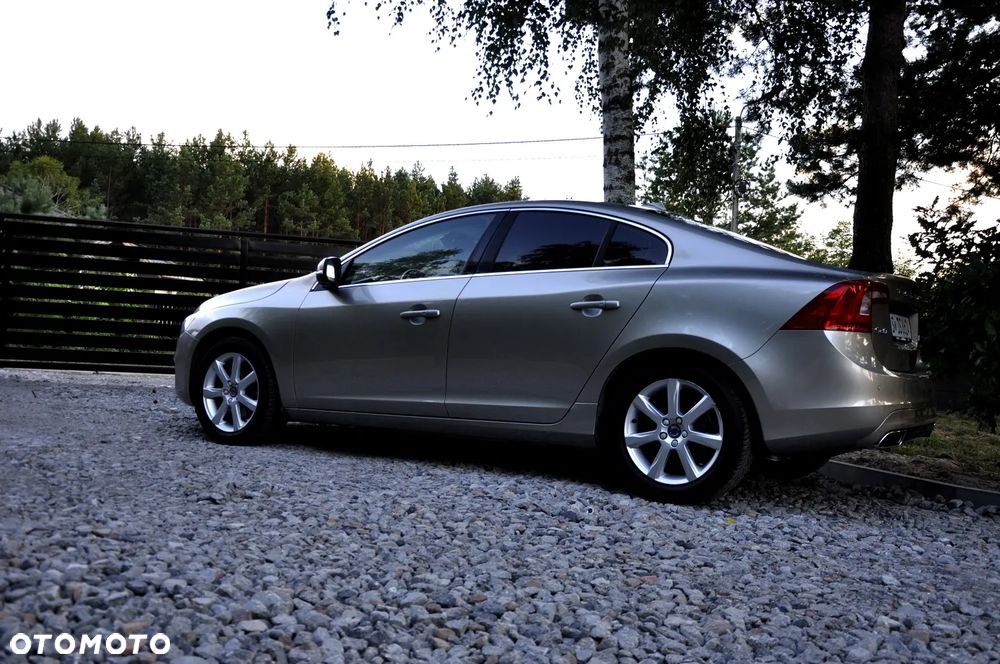 Volvo S60 T5 Geartronic Summum - 24