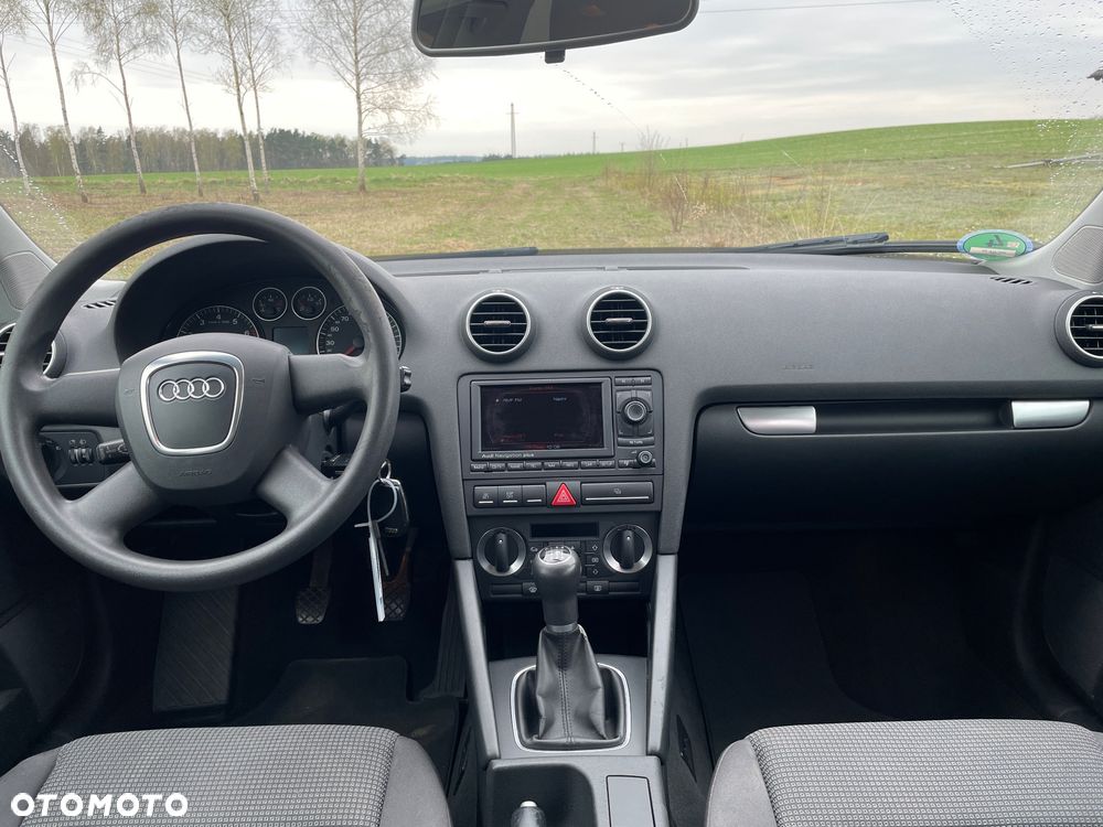 Audi A3 Sportback 1.4 TFSI Attraction - 9