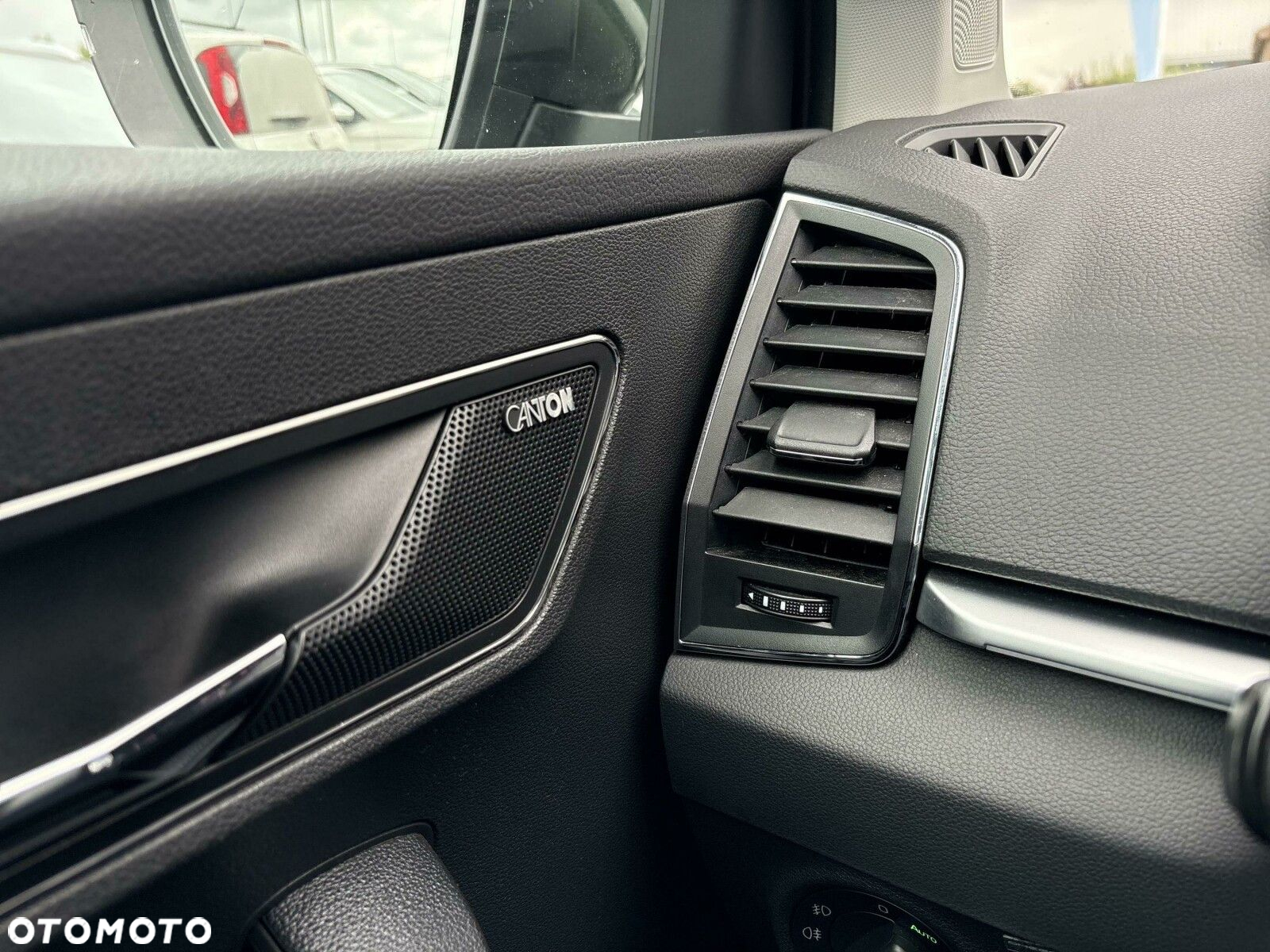 Skoda Karoq - 12