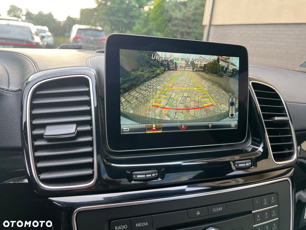 Mercedes-Benz GLE - 21