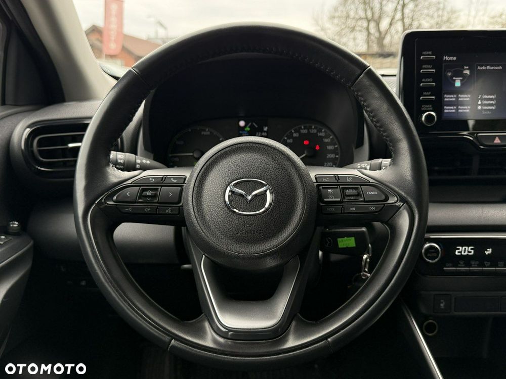 Mazda 2 Hybrid - 15