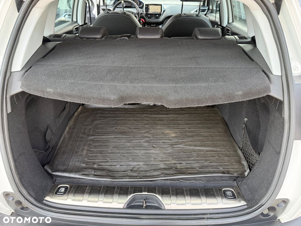 Peugeot 2008 PureTech 110 Stop&Start EAT6 Allure - 20