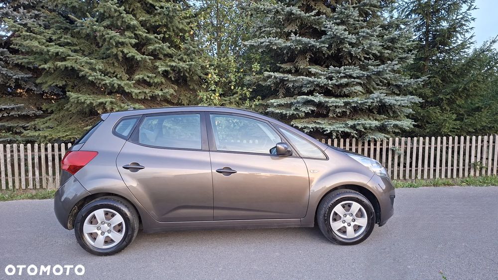 Kia Venga 1.6 L - 3