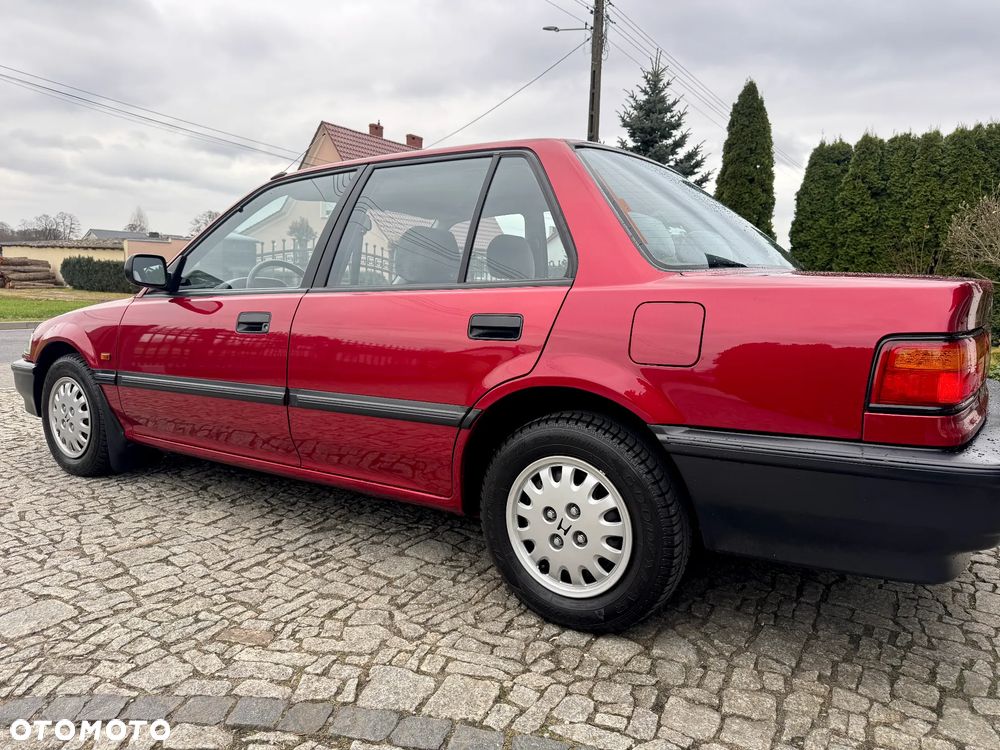 Honda Civic 1.5i - 10