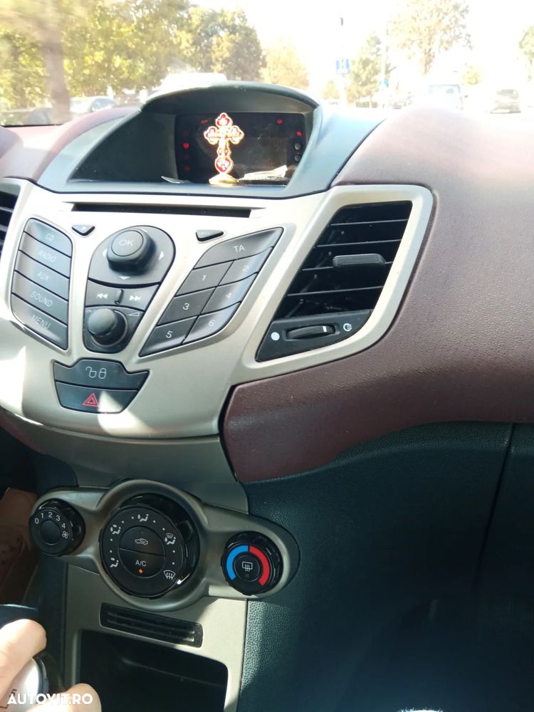 Ford Fiesta - 3