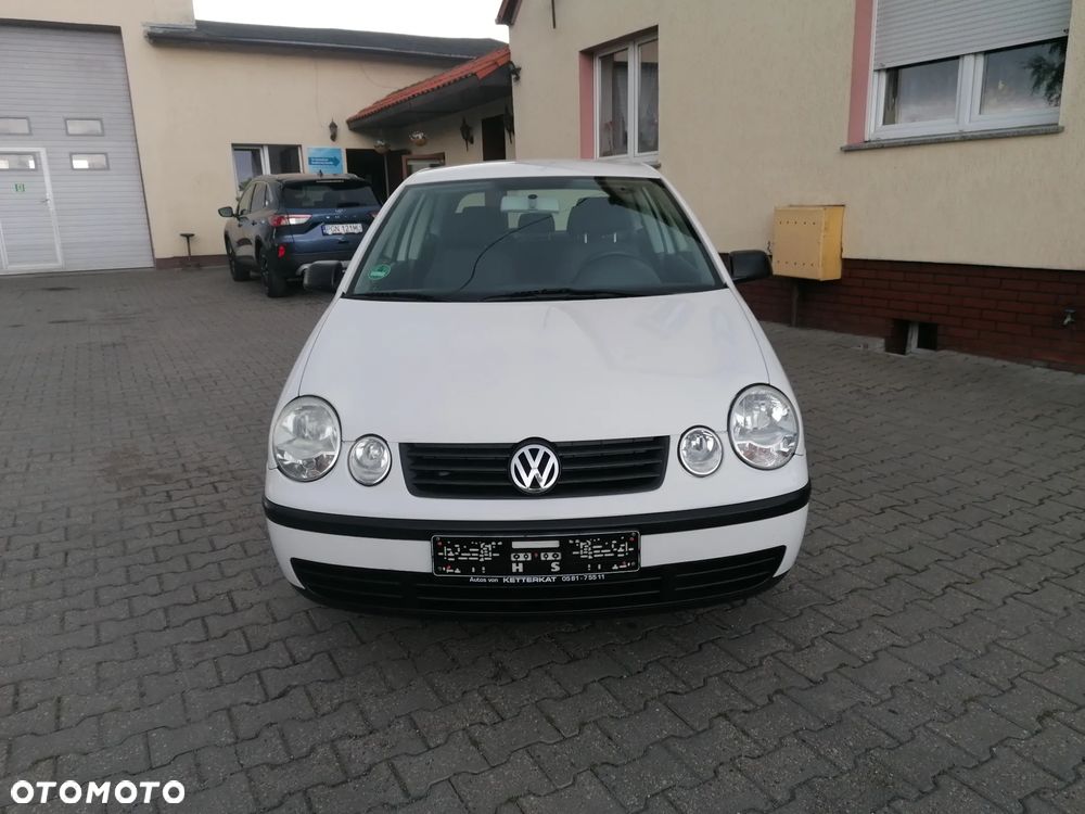 Volkswagen Polo - 4