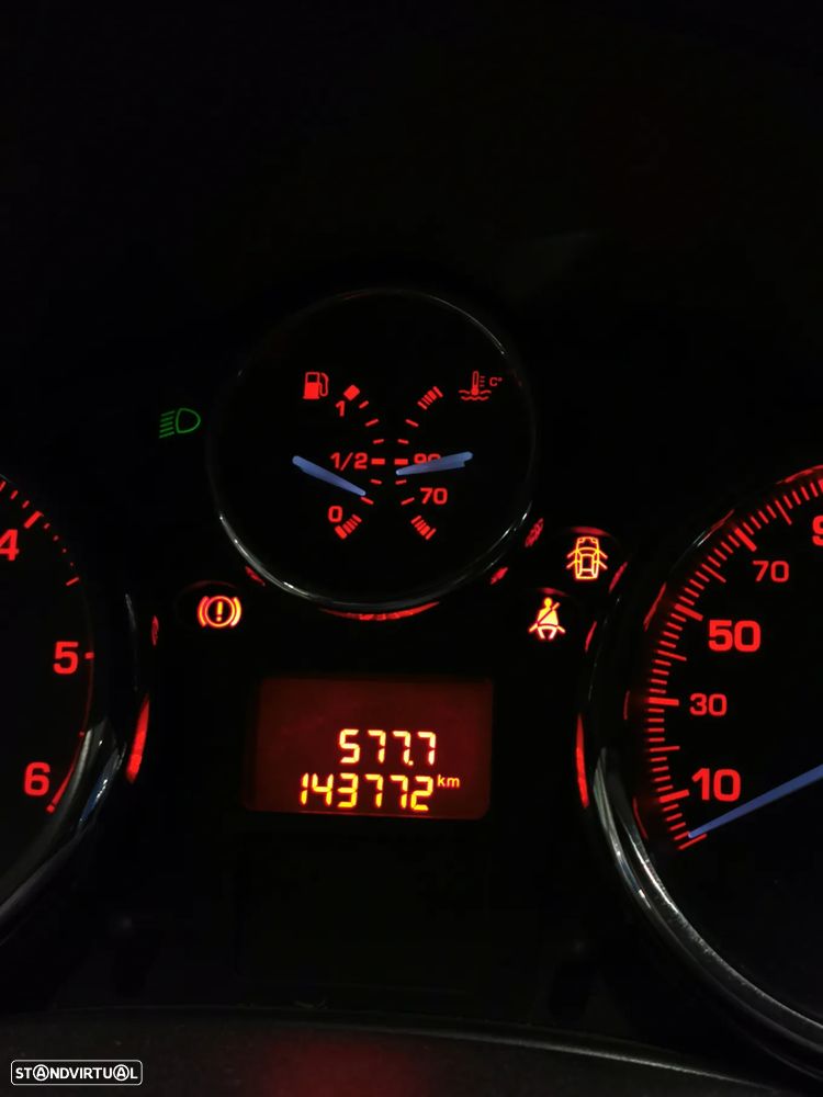 Peugeot 207 1.4 HDi Premium - 7