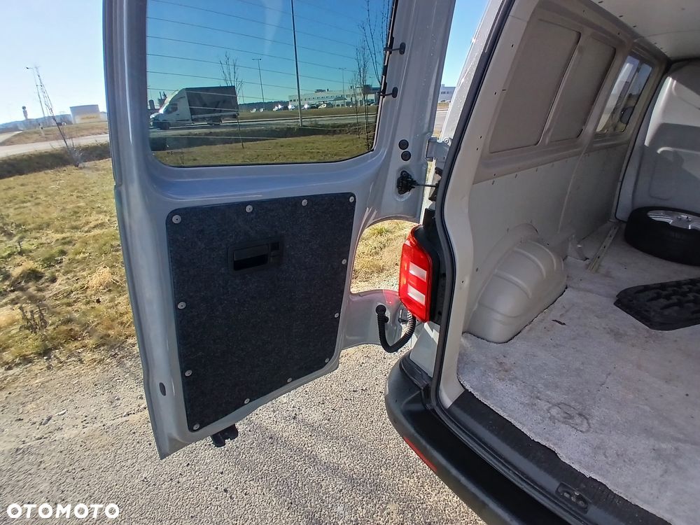 Volkswagen TRANSPORTER - 13