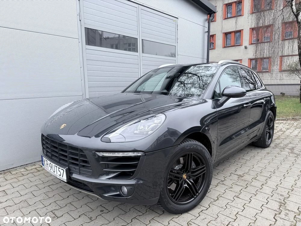 Porsche Macan - 1