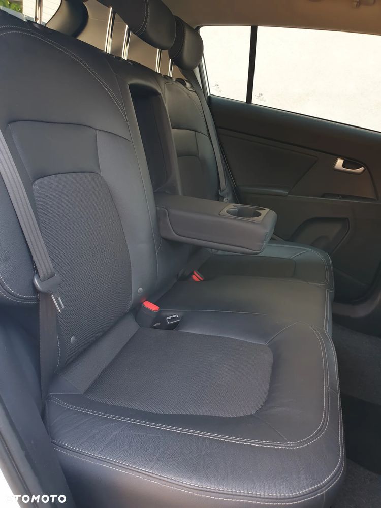 Kia Sportage 1.6 GDI Business Line L 2WD - 35