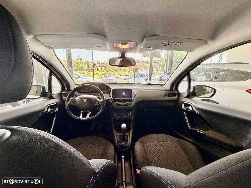 Peugeot 208 1.5 BlueHDi Signature - 9