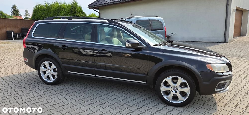 Volvo XC 70 D5 AWD Momentum - 7