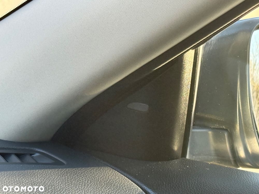 Nissan X-Trail 1.6 DCi Tekna 2WD Xtronic 7os - 23