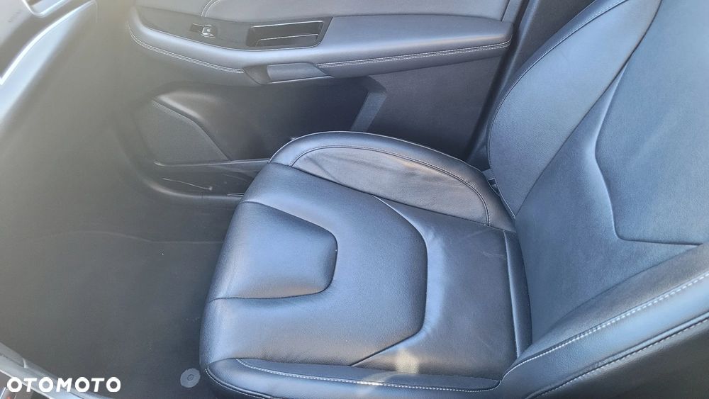Ford S-Max 2.0 EcoBlue Titanium - 26