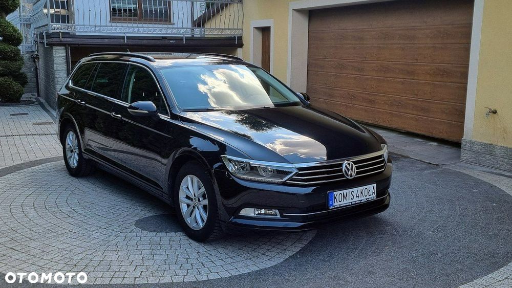 Volkswagen Passat - 9