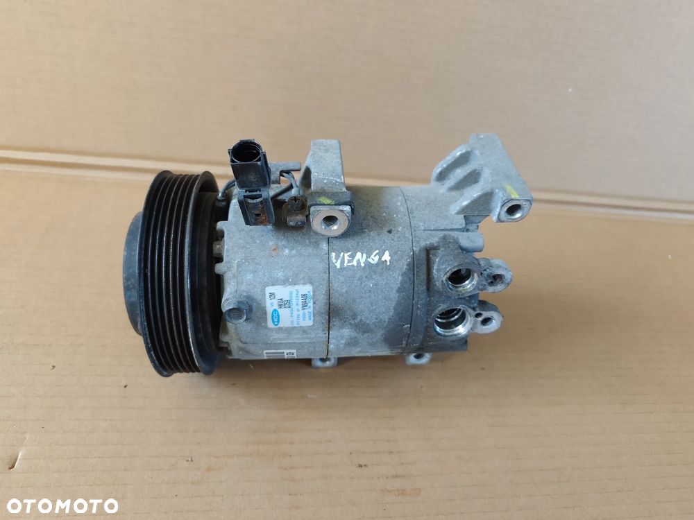 KIA VENGA 1.6 16V 09- ALTERNATOR VALEO 90A 373002B710 - 2