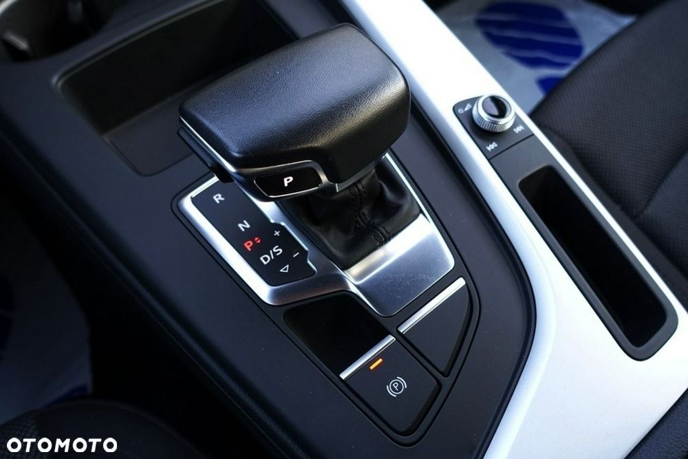 Audi A4 Limousine 40 TDI mHEV Quattro Advanced S tronic - 14