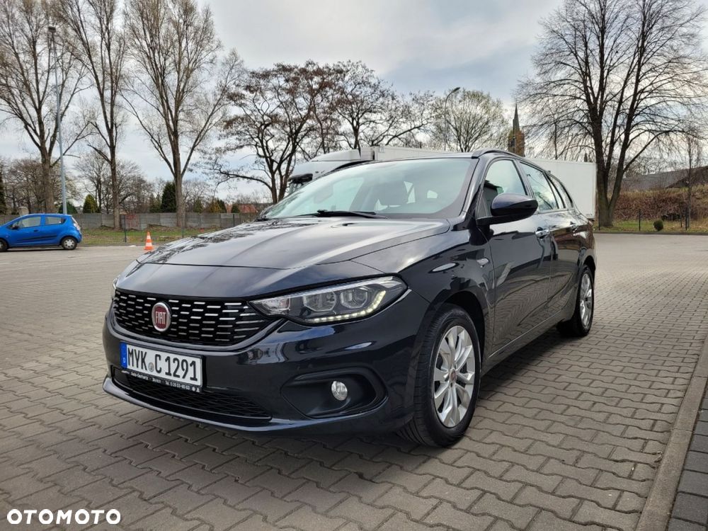 Fiat Tipo 1.4 T-Jet 16v Lounge EU6 - 1