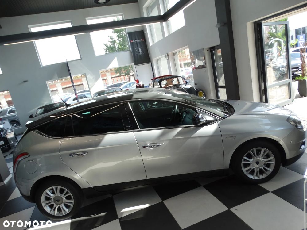 Lancia Delta 1.6 MultiJet 16v DFN6 Platinum - 17