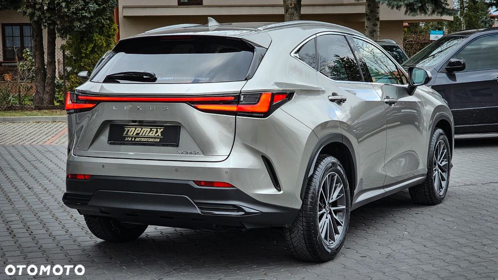 Lexus NX 350h Prestige 2WD - 8