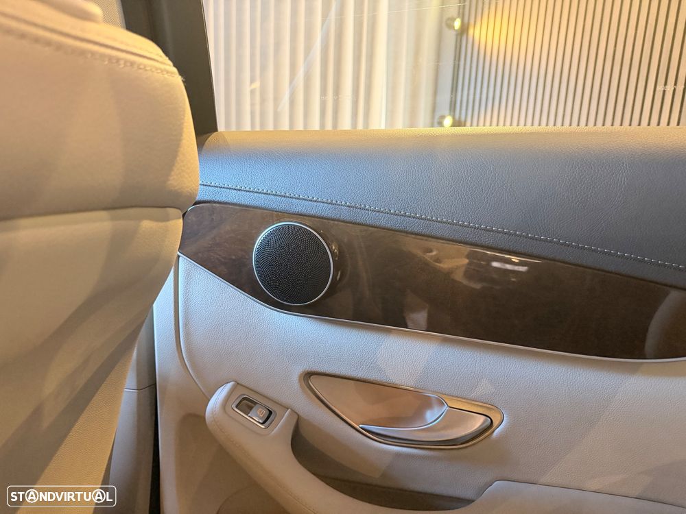 Mercedes-Benz GLC 250 d 4Matic 9G-TRONIC Edition 1 - 36