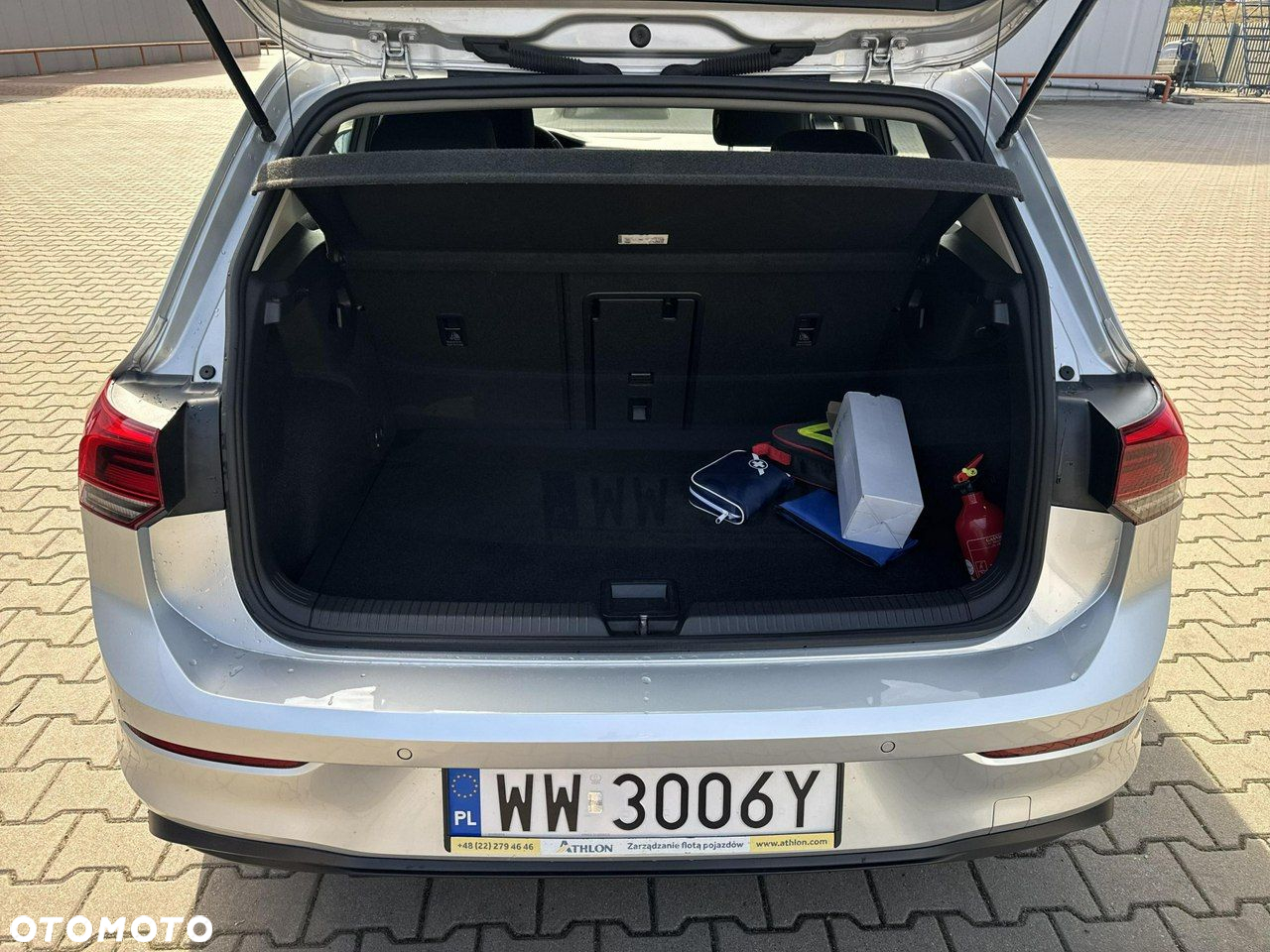 Volkswagen Golf VIII 1.5 eTSI EVO Life DSG - 16