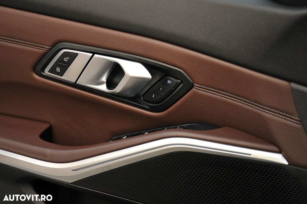 BMW Seria 3 330d xDrive AT MHEV - 36