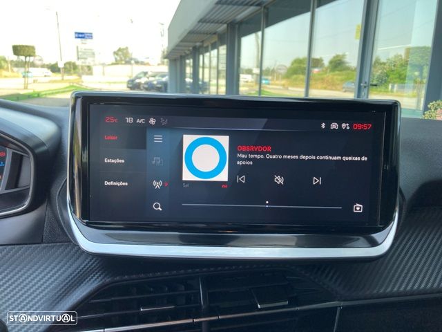 Peugeot 208 1.2 PureTech Allure - 22
