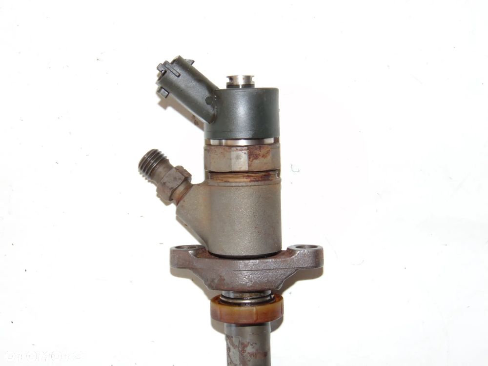 Wtrysk wtryskiwacz paliwa 0445110281 Citroen C3 C4 C5 I Xsara Picasso Berlingo Peugeot 206 207 307 407 Partner diesel 1.6 HDI - 8