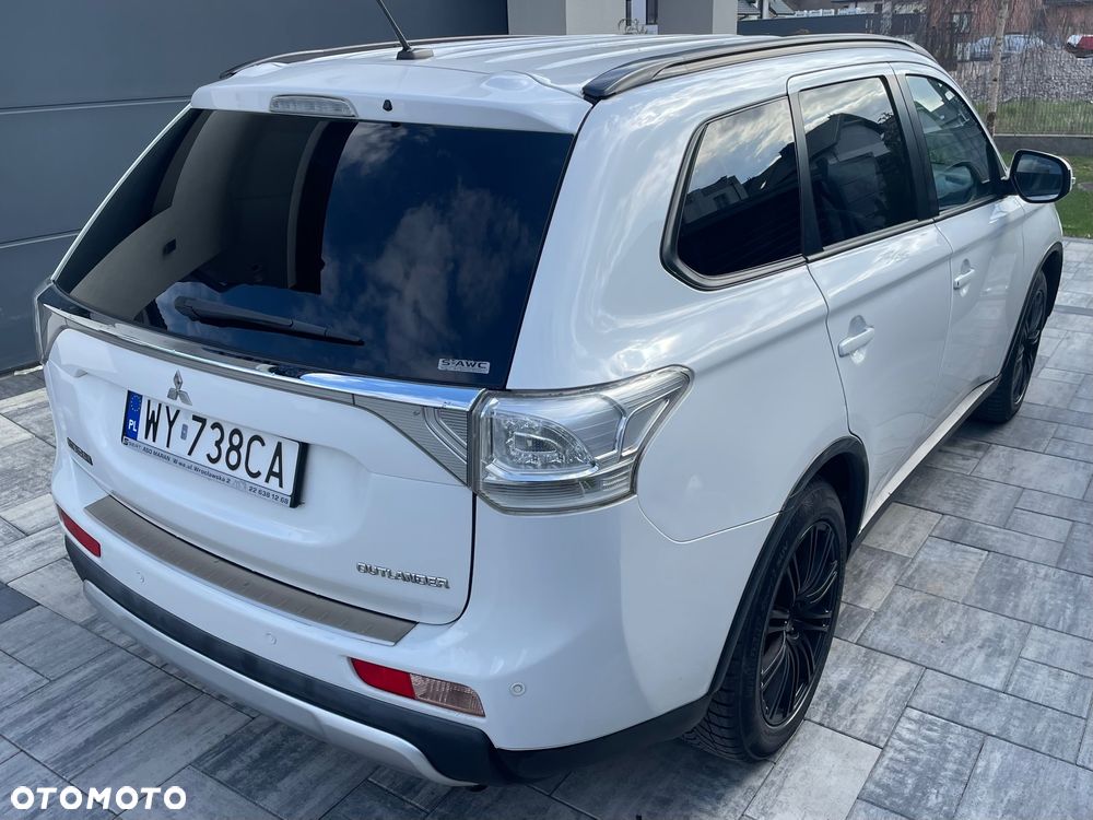 Mitsubishi Outlander - 18