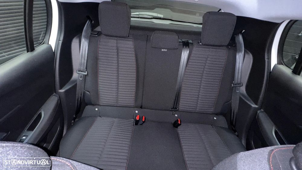 Peugeot e-208 50 kWh Style - 34