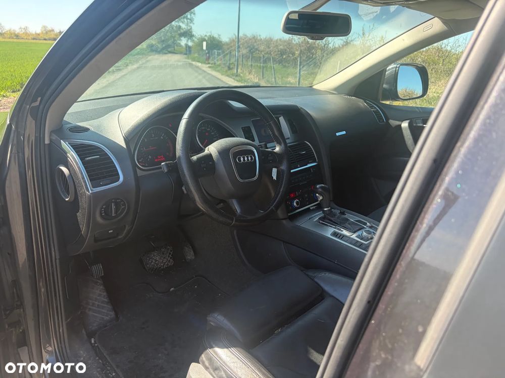 Audi Q7 3.0 TDI DPF quattro tiptronic - 14
