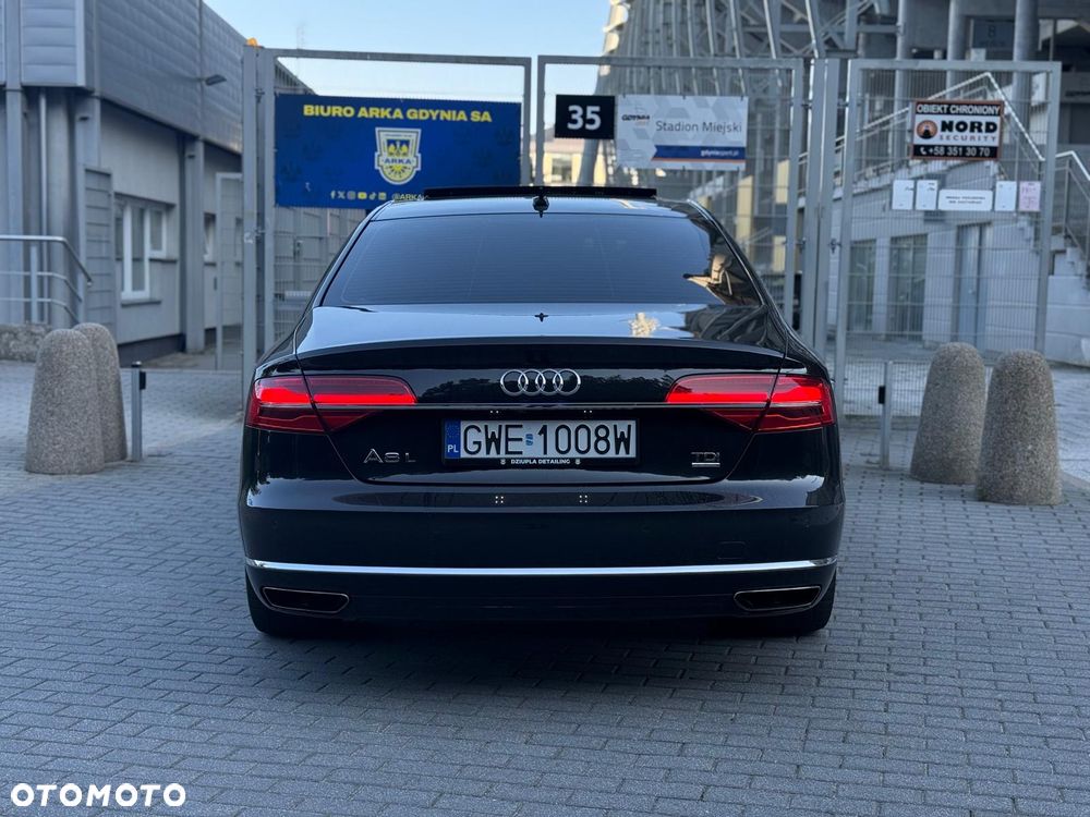 Audi A8 2015 photo 5