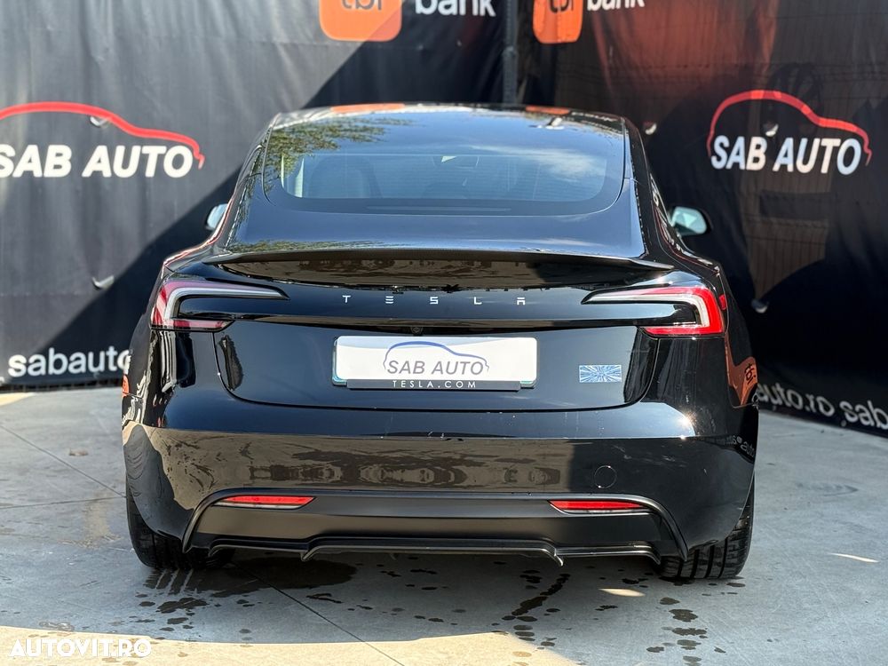 Tesla Model 3 Langstreckenbatterie Allradantrieb Dual Motor Performance - 24