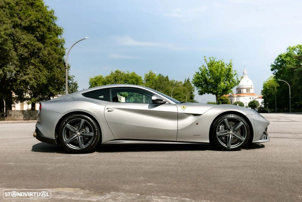 Ferrari F12 Berlinetta Hele - 3