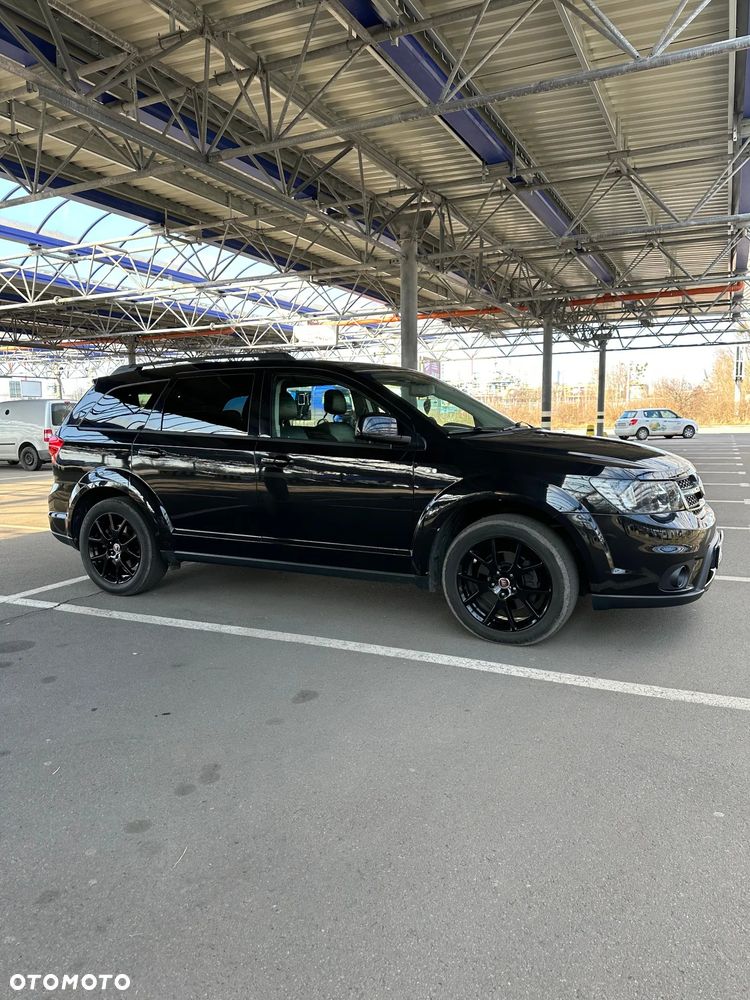 Fiat Freemont 2.0 Multijet 16V DPF Automatik Allrad Black Code - 16