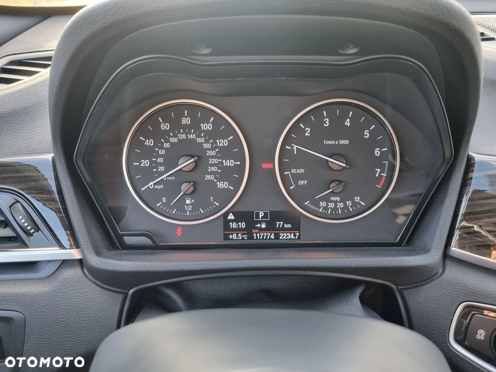 BMW X1 xDrive25i xLine - 11
