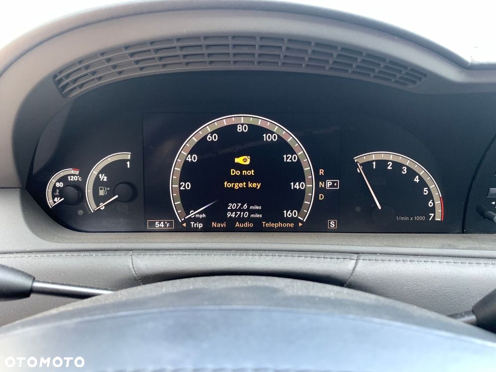 WTRYSK LISTWA WTRYSKOWA A2750780249 MERCEDES W221 W216 V12 CL600 - 1