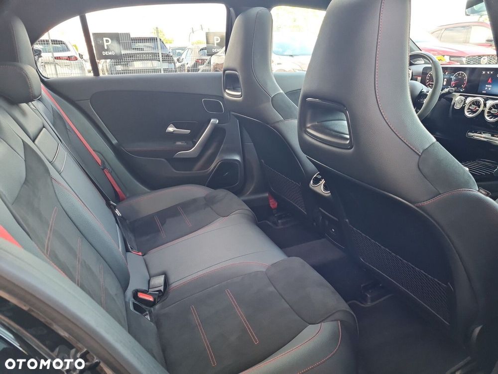 Mercedes-Benz Klasa A 35 AMG 4-Matic 8G-DCT - 15