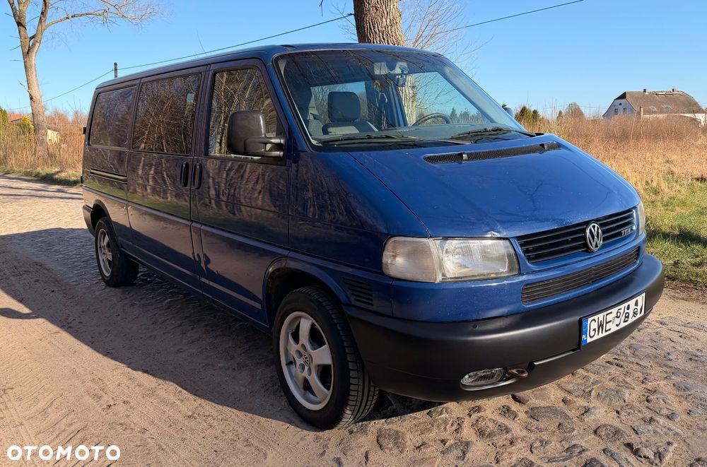 Volkswagen Transporter - 4