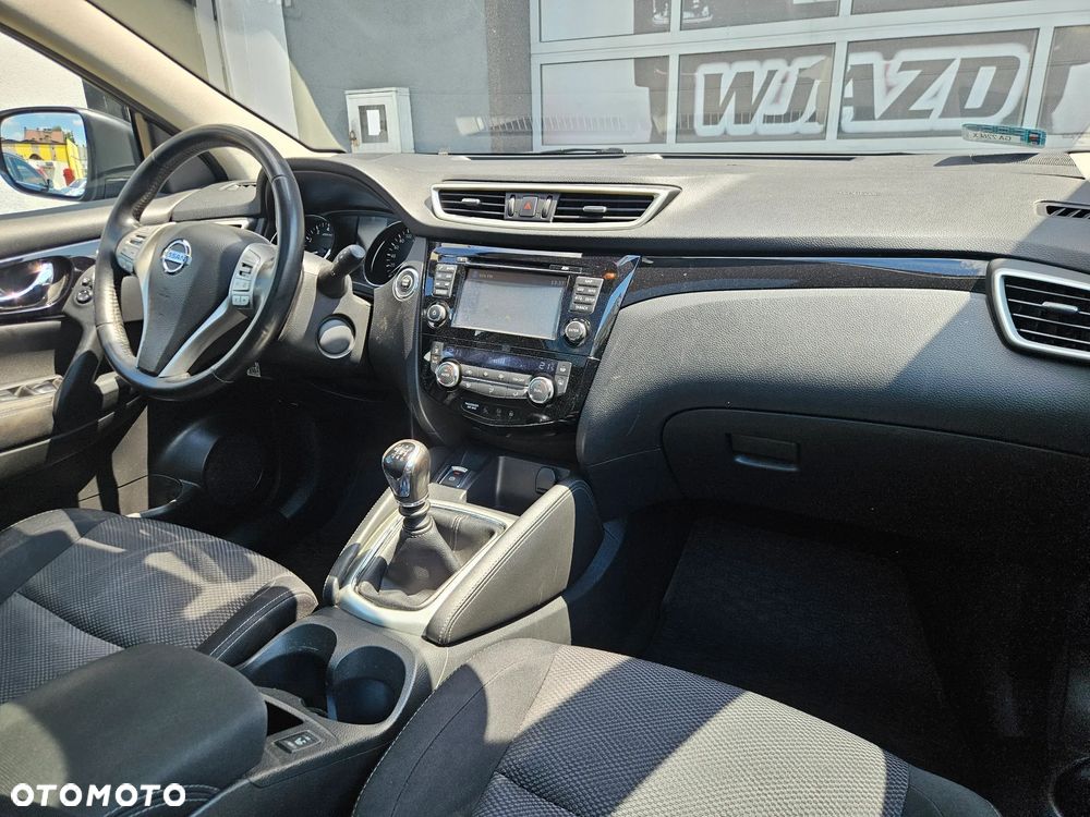 Nissan Qashqai 1.2 DIG-T Tekna EU6 - 11