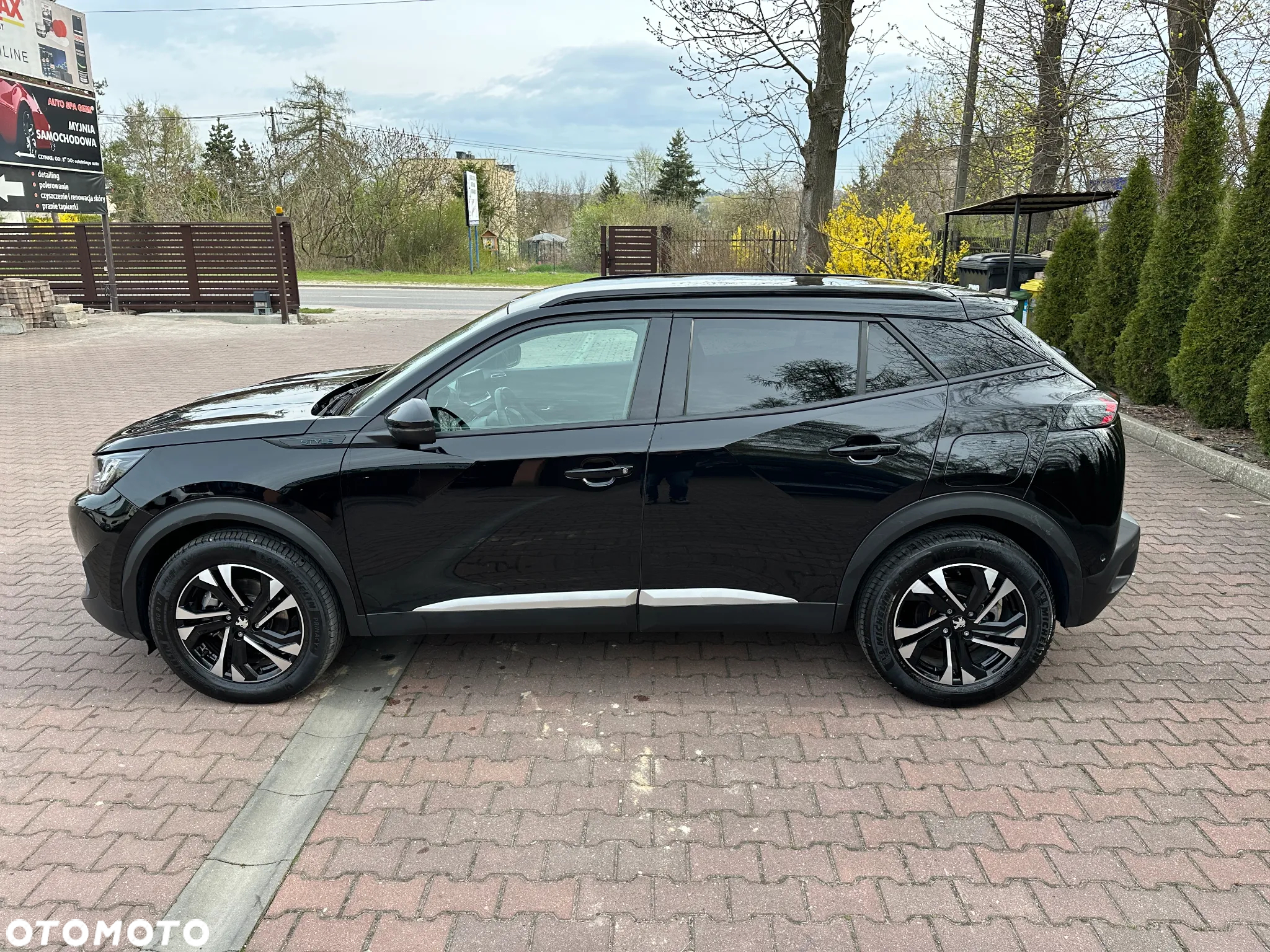 Peugeot 2008 Elektro 136 Style - 9
