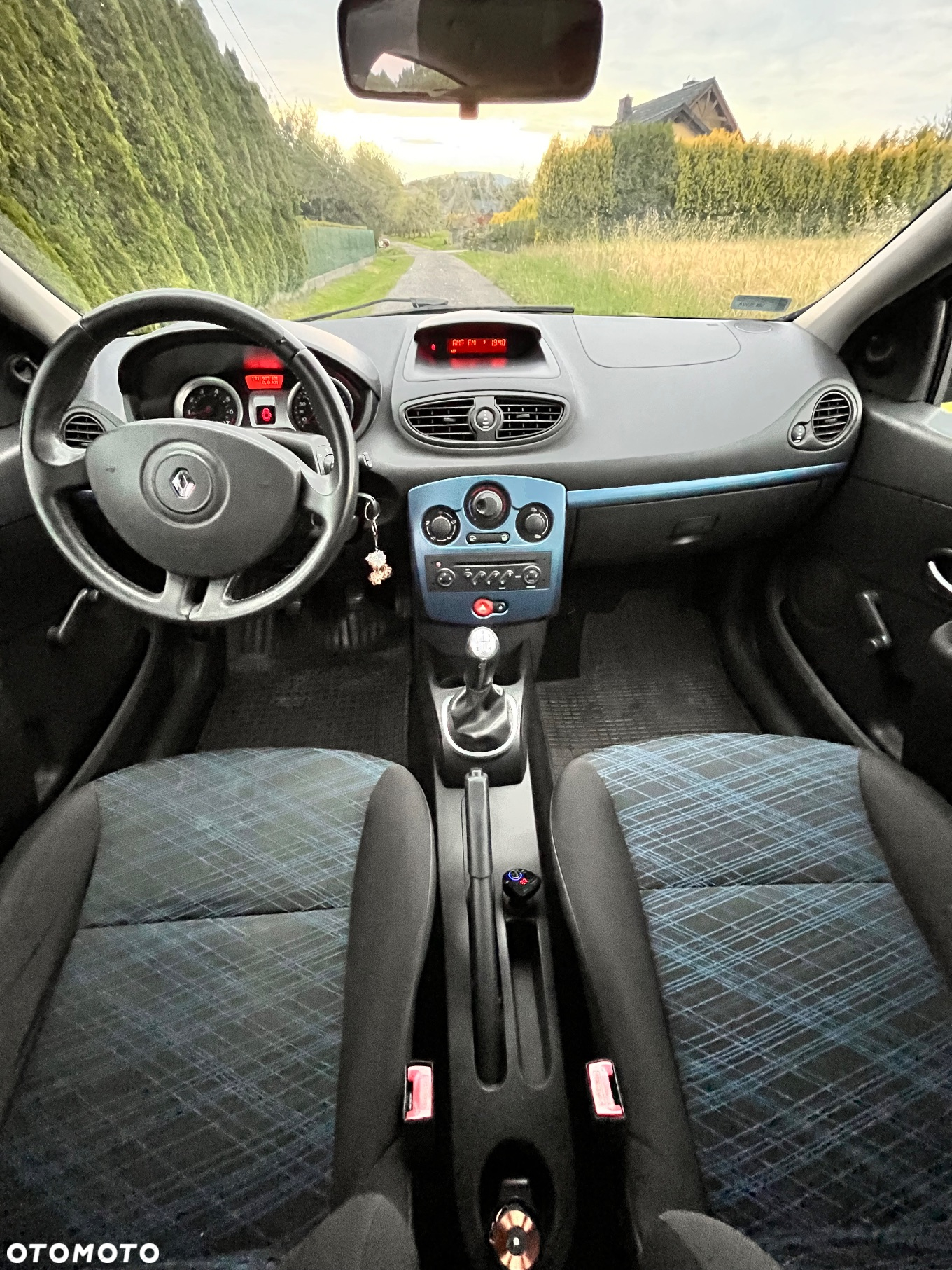 Renault Clio 1.2 16V Alize - 12