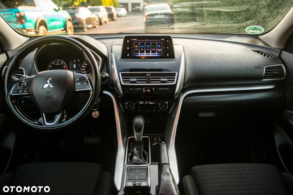 Mitsubishi Eclipse Cross 1.5 T-MIVEC ClearTec CVT 2WD Diamant Edition - 32