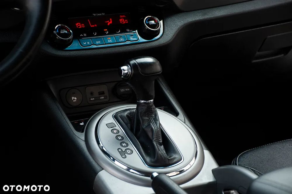 Kia Sportage - 12