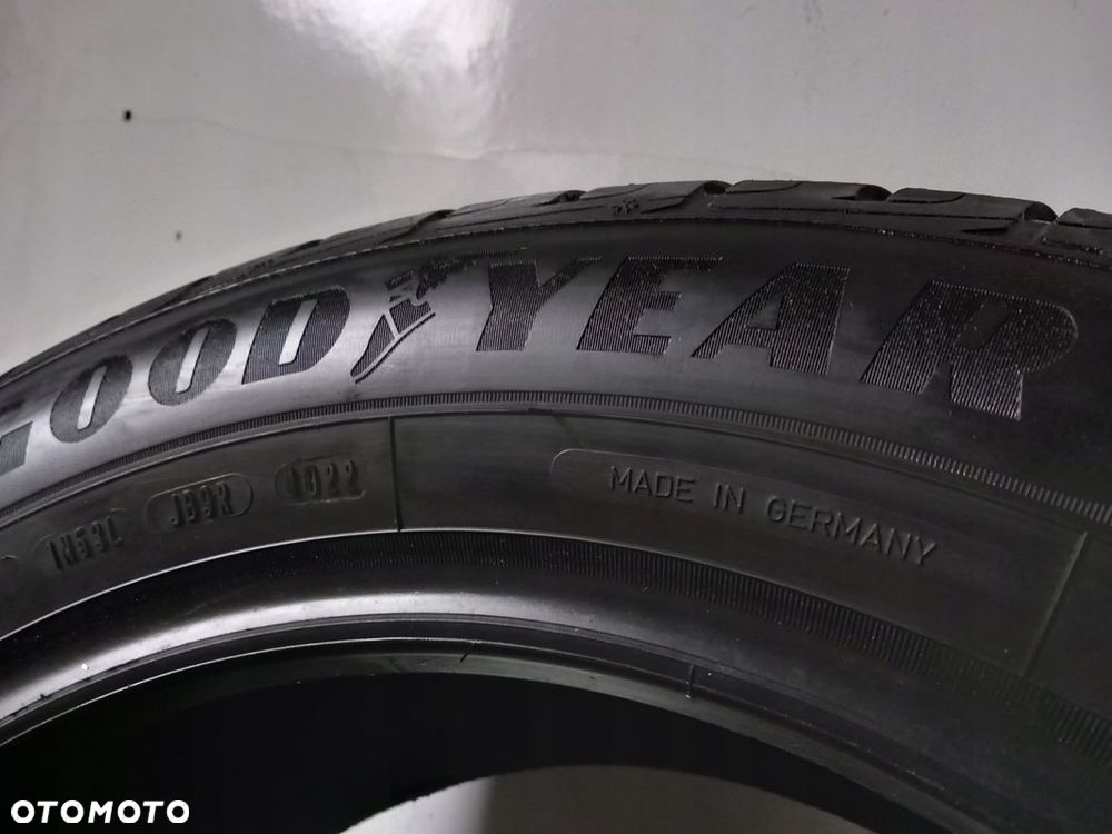 235/55R18 Goodyear Ultragrip Performance + - 4