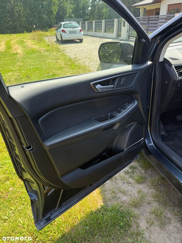 Ford Edge - 9