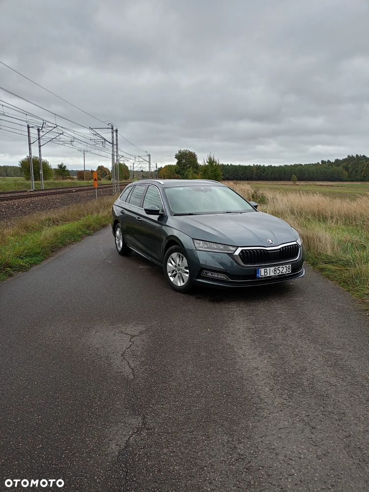 Skoda Octavia 2.0 TDI Ambition - 1