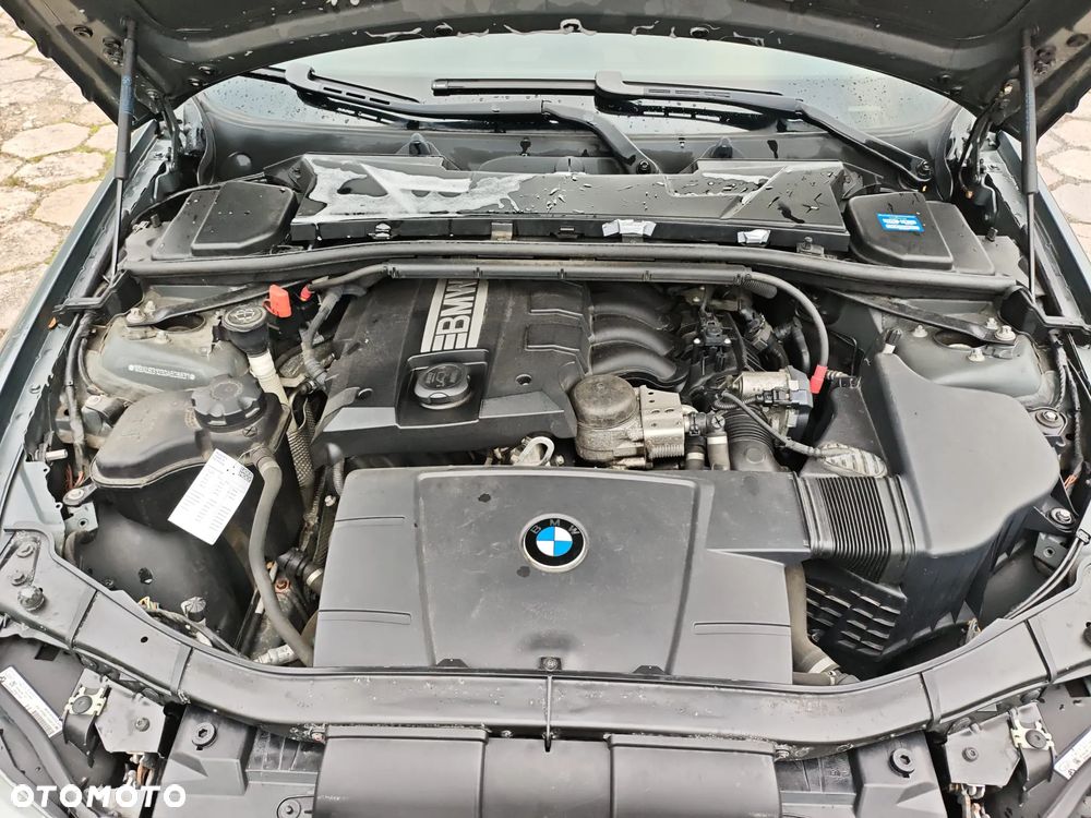 BMW Seria 3 - 12